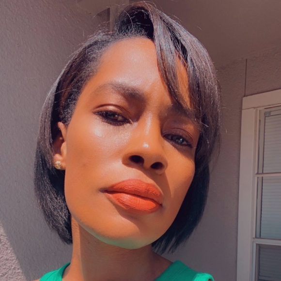 Meet your Posher, Olivia - Picture 1 of 1